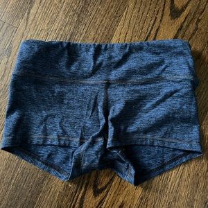 FLEO shorts